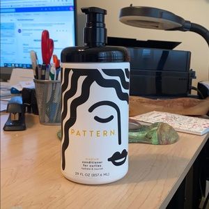 Pattern Beauty Medium Jumbette conditioner